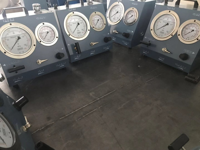 1200 철근 수력 고압 펌프 철강 가지고 다닐 수 있는 공기압 펌프 1